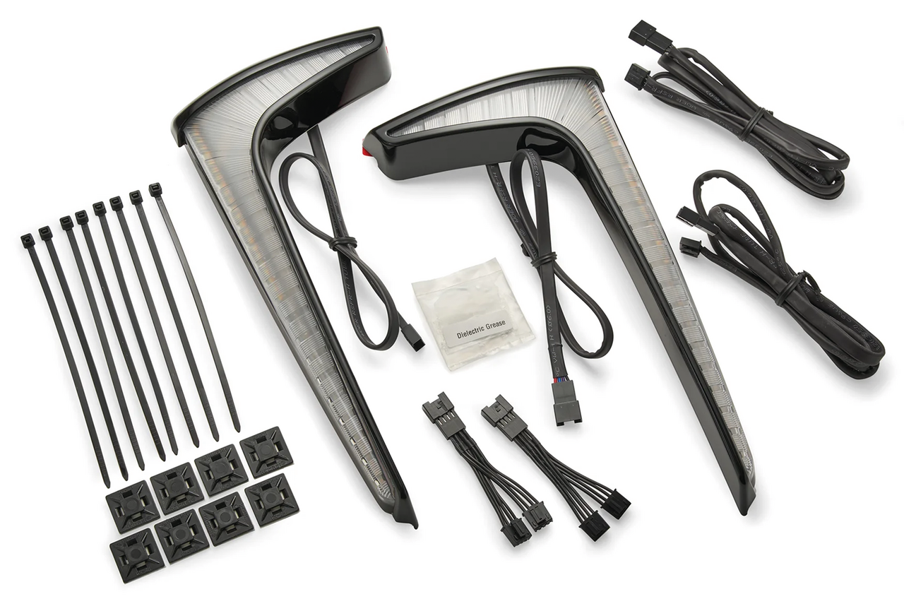 Blk Fang Fairing Lights Pursuit22-Up