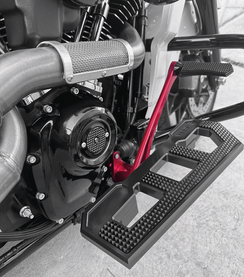 DMND BRAKE ARM BLK+RED PEG FLH/T97-07