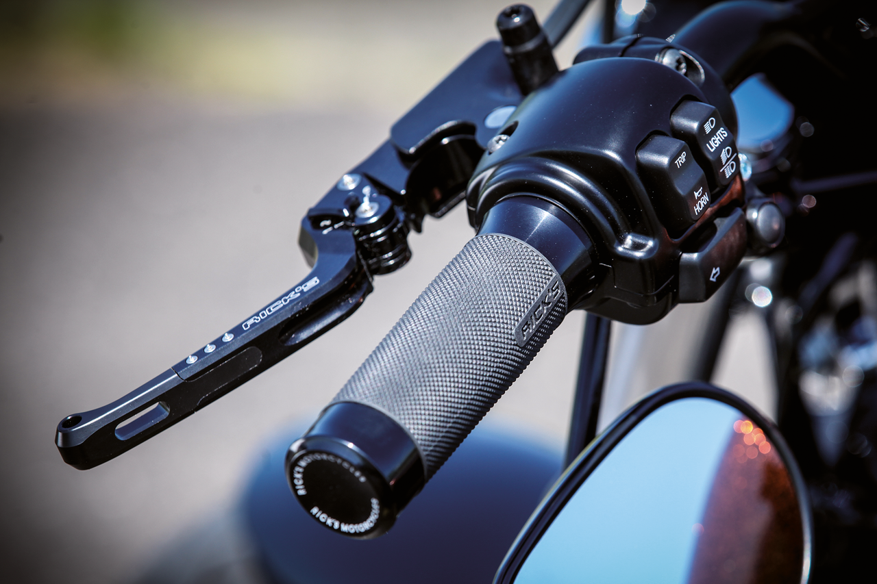 GoodGuys levers silver/black XL14-22