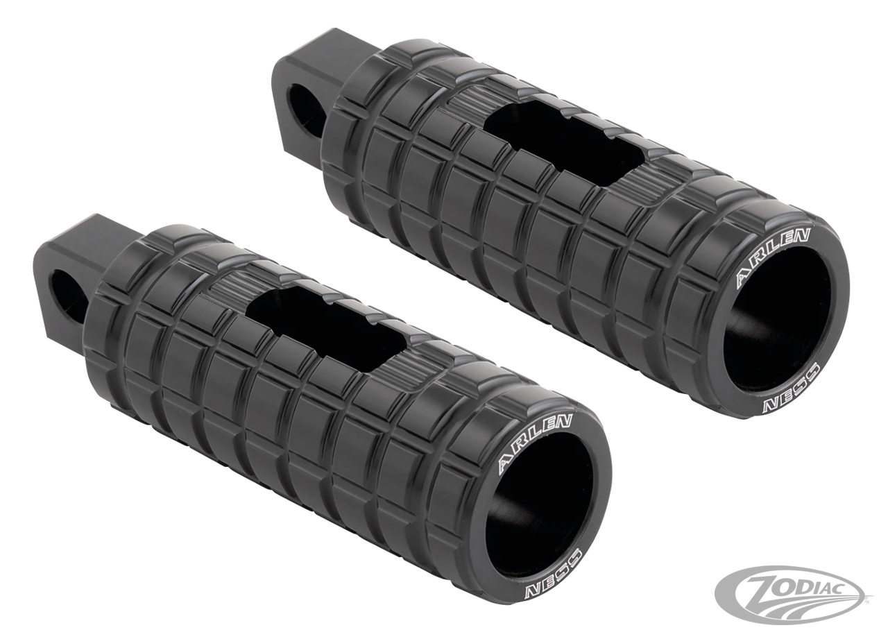 SpeedLiner DR Foot Pegs Black ST18-Up