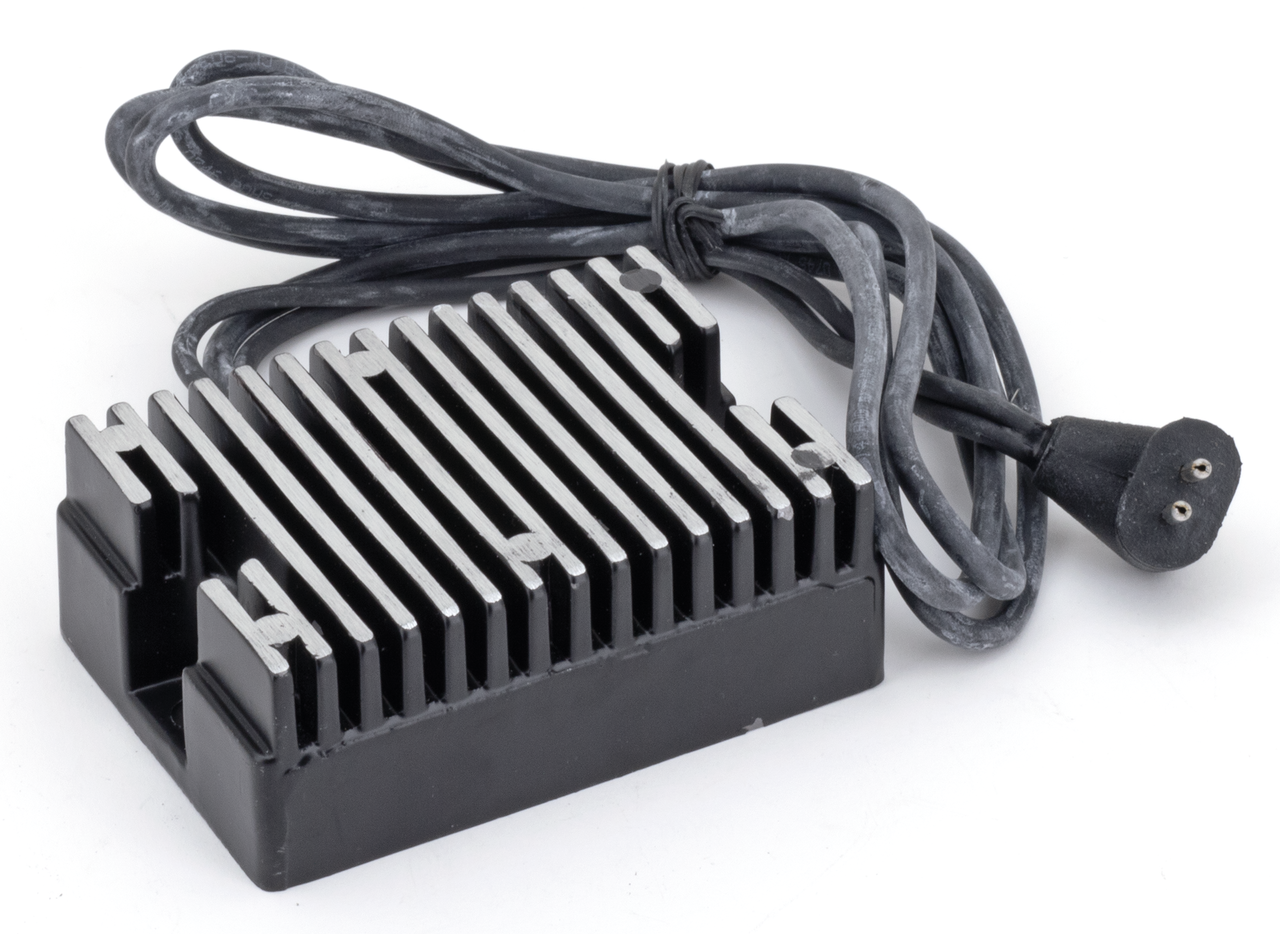 REGULATOR 74516-86 12V Black