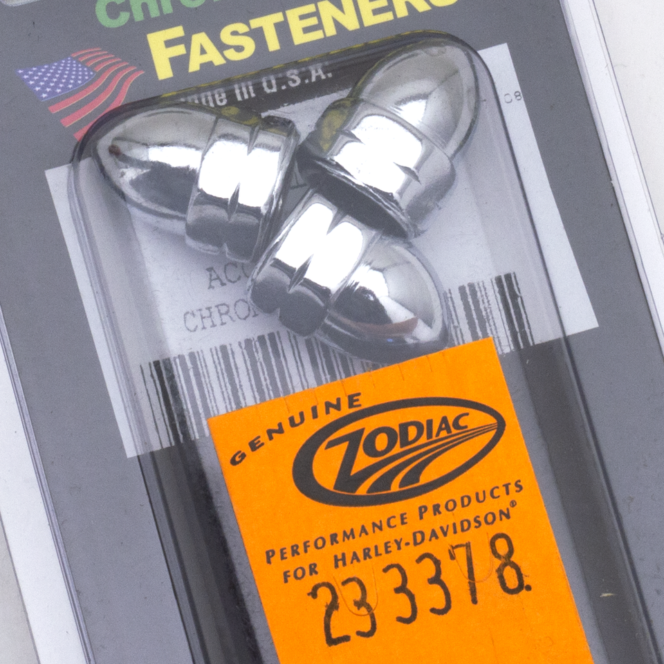 Blister Chrome acorn nuts M10x1.50 set/3