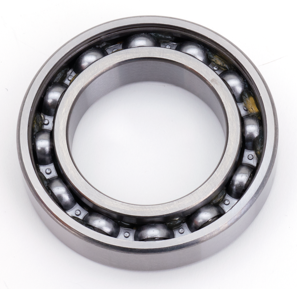 Transm. case main bearing 80-e84 #8978